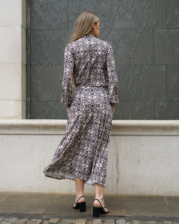 Black & Cream A-Line Skirt | Riley Elasticated Waist Geometric Print Soft Jersey Skirt